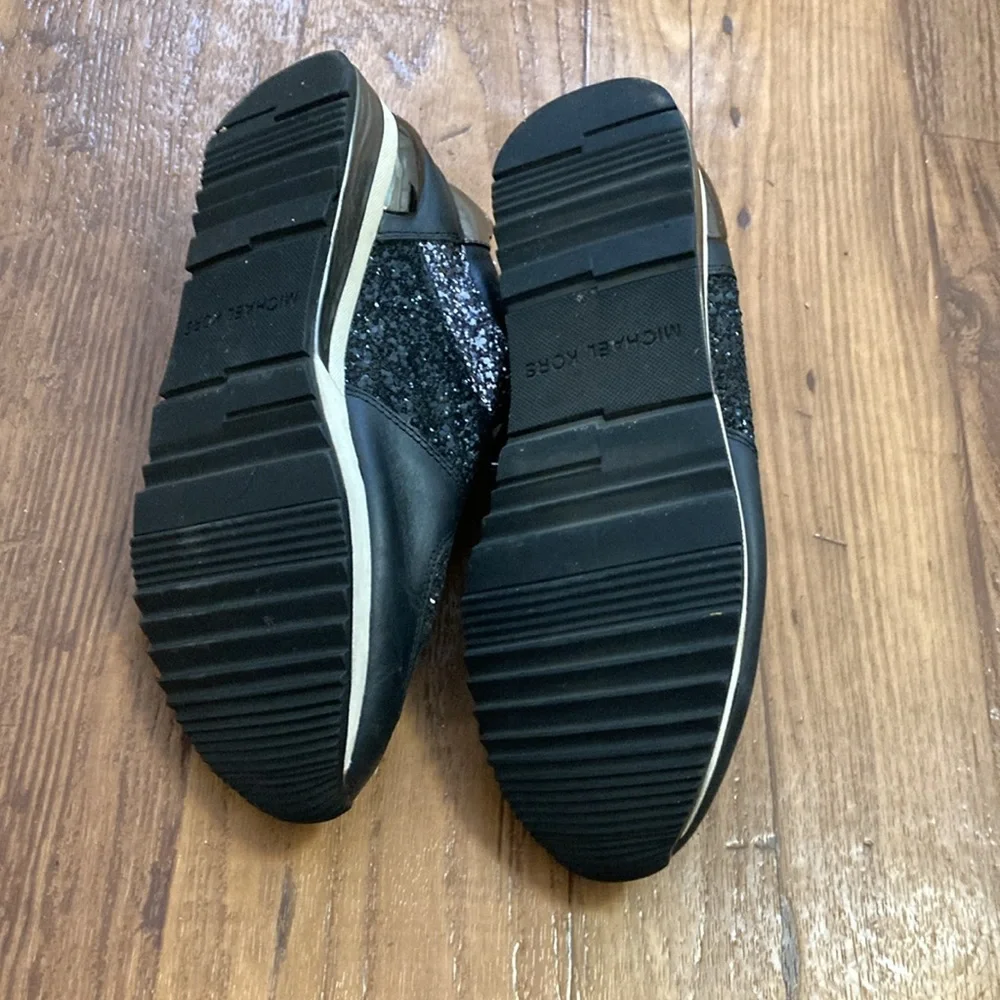 Michael Kors sneakers size 7.5 - Picture 5 of 8